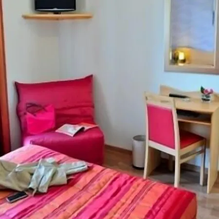 Hostel20 Ramuntcho Saint-Jean-Pied-de-Port