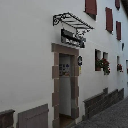 Hostel20 Ramuntcho