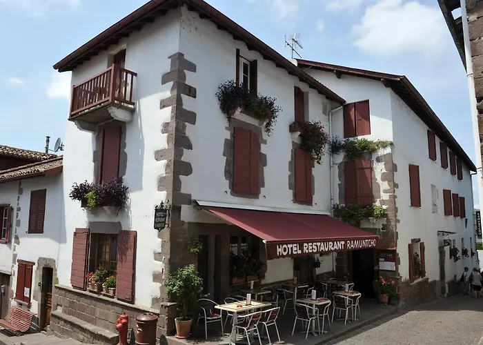 Ramuntcho Vandrerhjem *